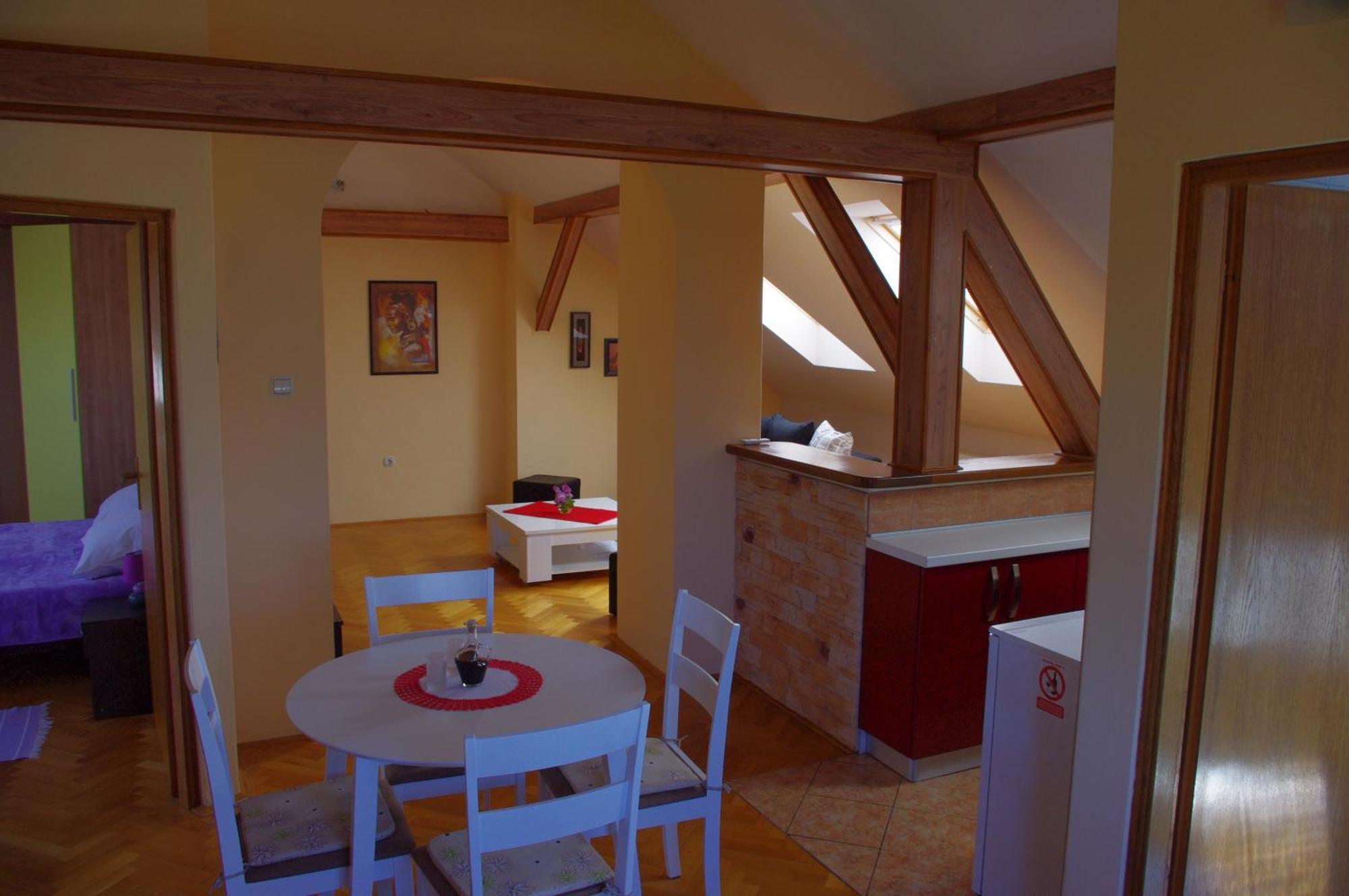 Apartment Tomy Szluin Szoba fotó