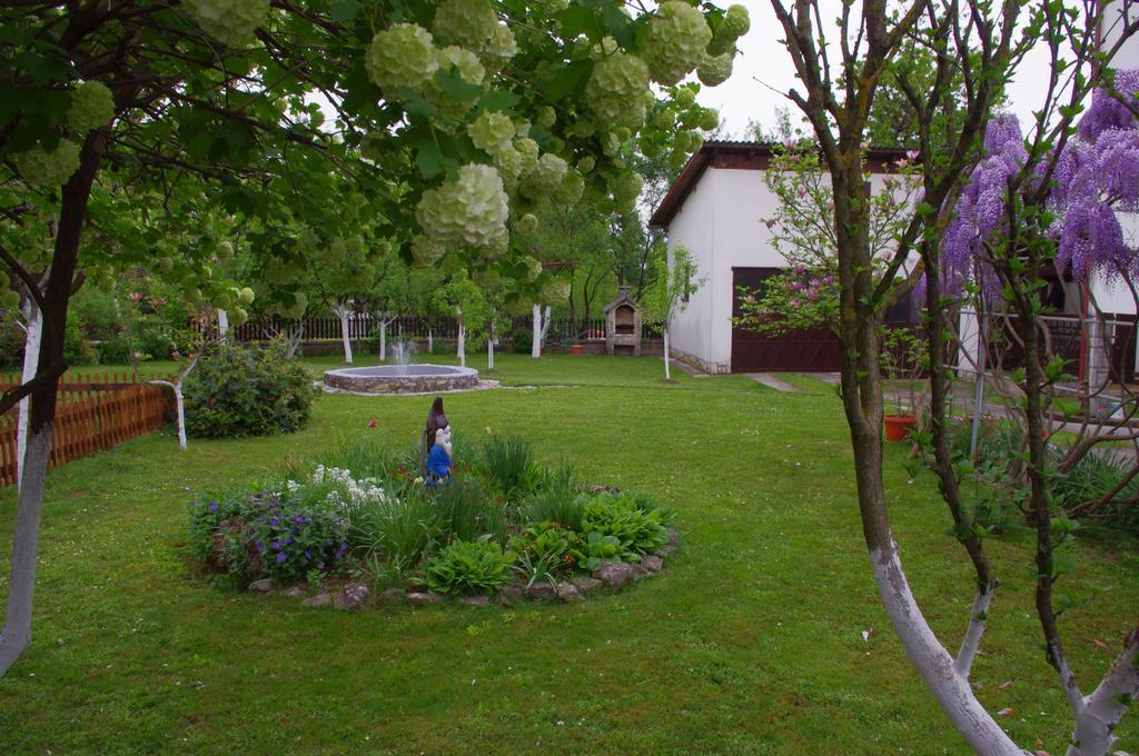 Apartment Tomy Szluin Szoba fotó