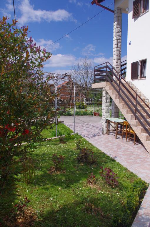 Apartment Tomy Szluin Szoba fotó
