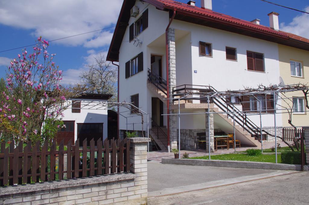 Apartment Tomy Szluin Szoba fotó