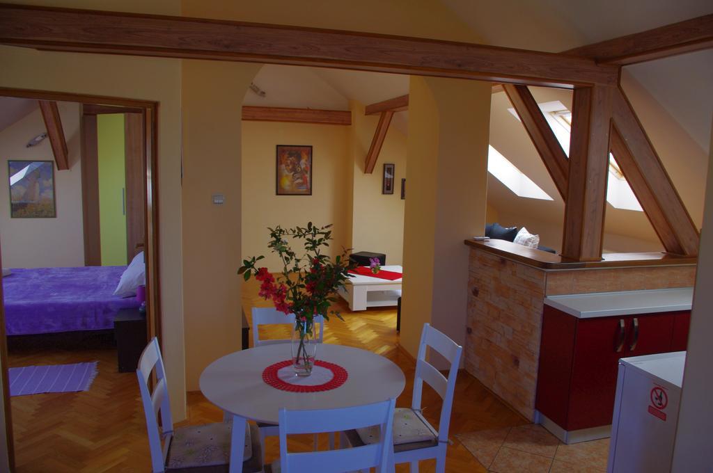 Apartment Tomy Szluin Kültér fotó